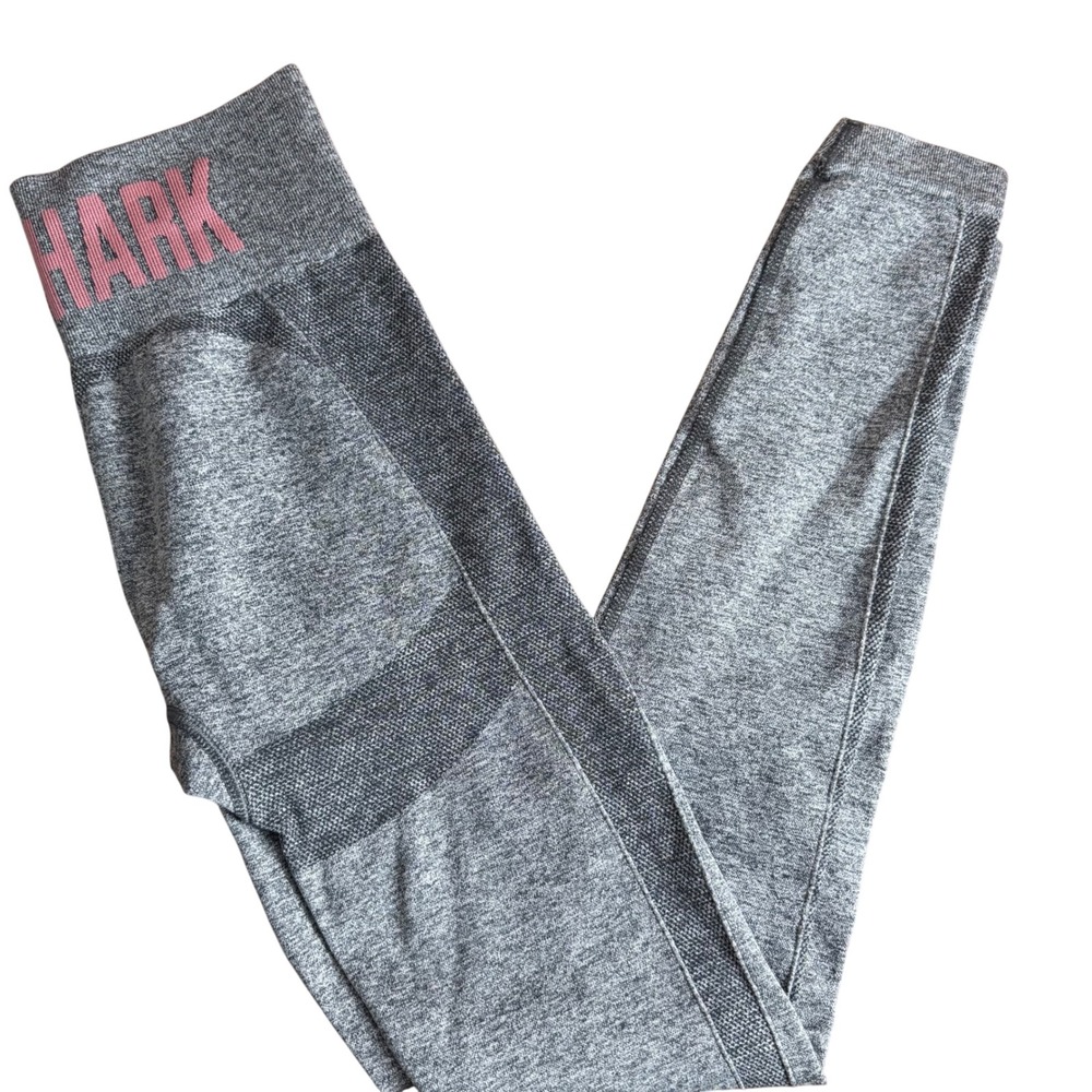 Gymshark‎ Seamless Leggings Grey Pink Logo Women's Size S Workout Athleisure